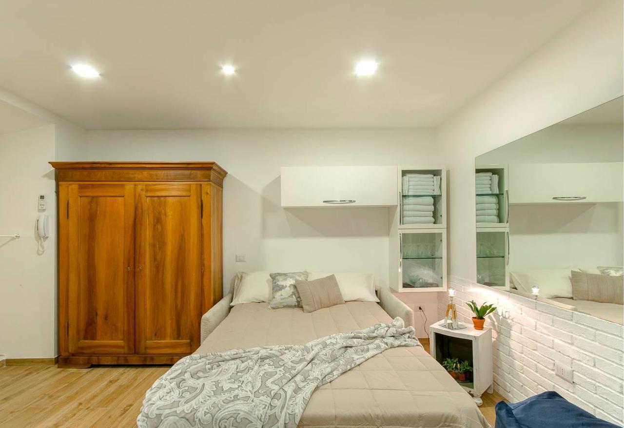 Brand New! Luxurious Apartment In Heart Of Milánó Kültér fotó